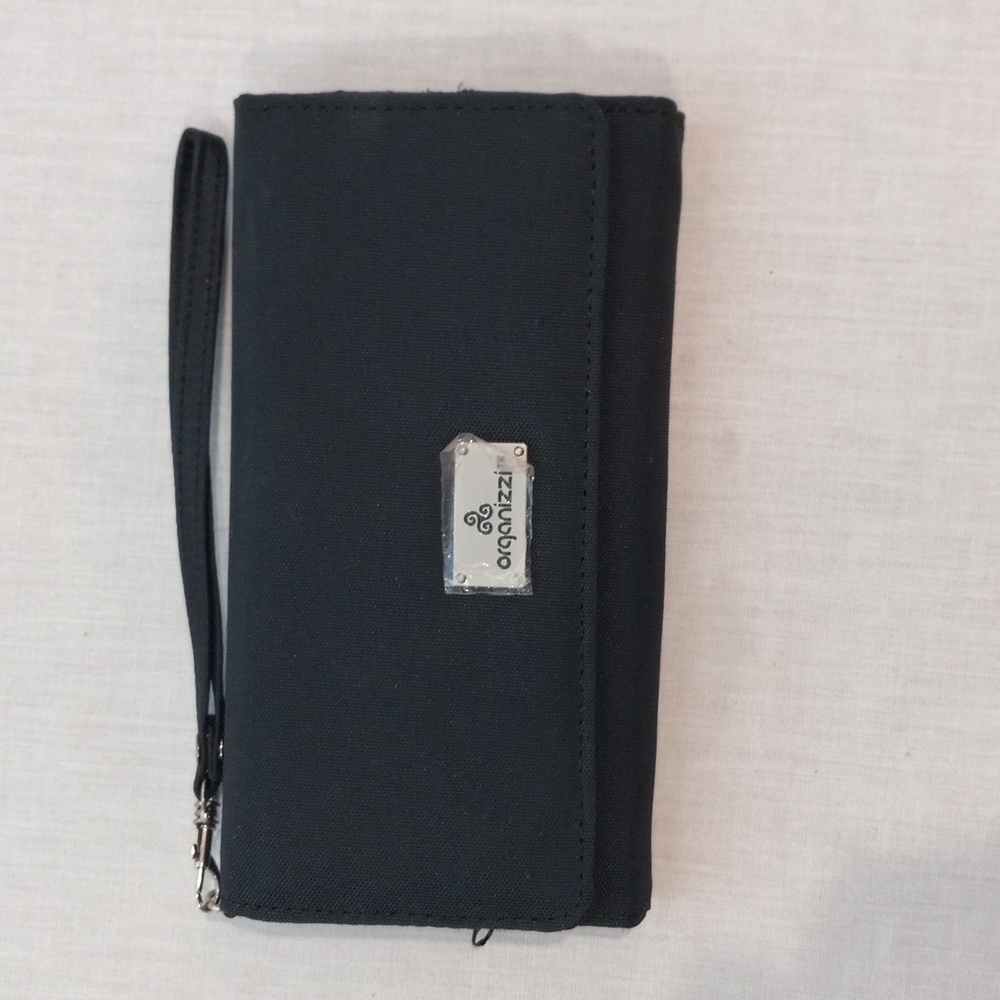 Wristlet